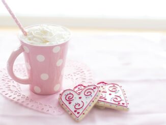 Creme De Cassis Dahlie