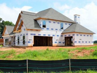 Ein neues Haus bauen oder gebraucht kaufen?