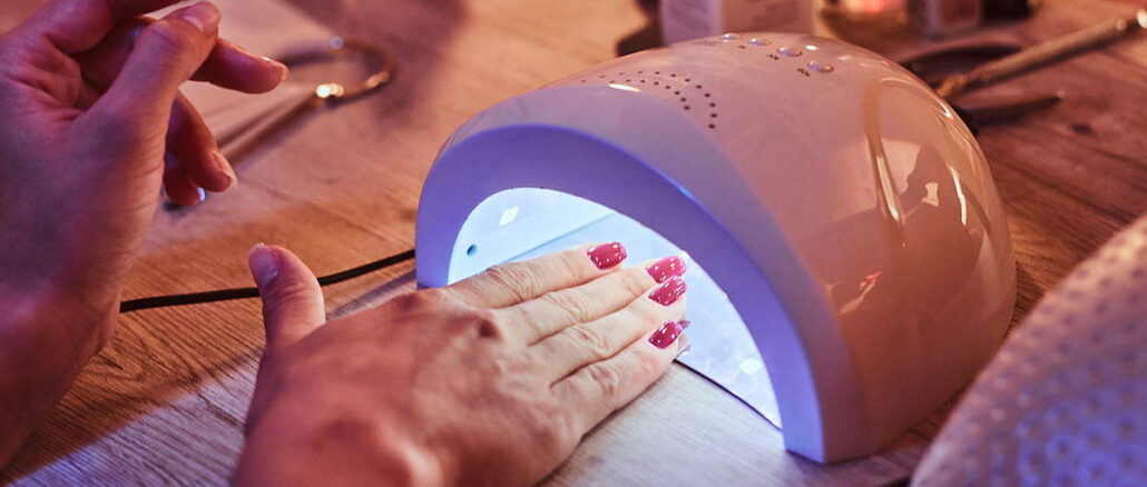 UV-Nagellack