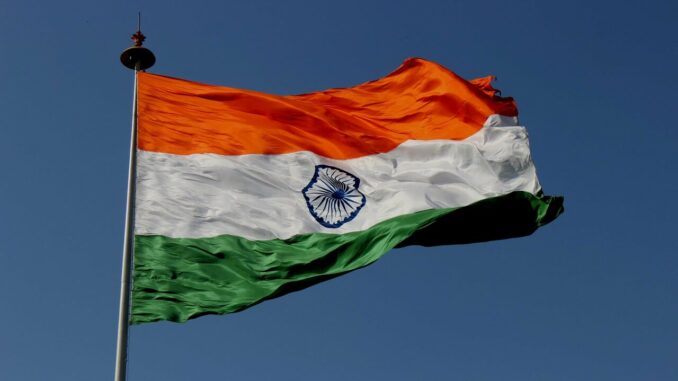Indien Flagge an Fahnenmast