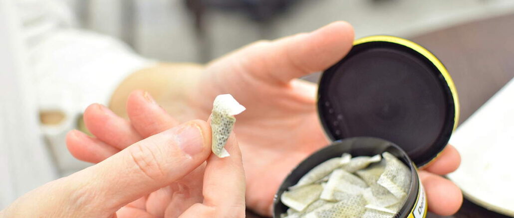 Snus, Nicotine Pouches & Co.: Ein detaillierter Blick auf Wirkung, Anwendung und aktuelle Trends 1